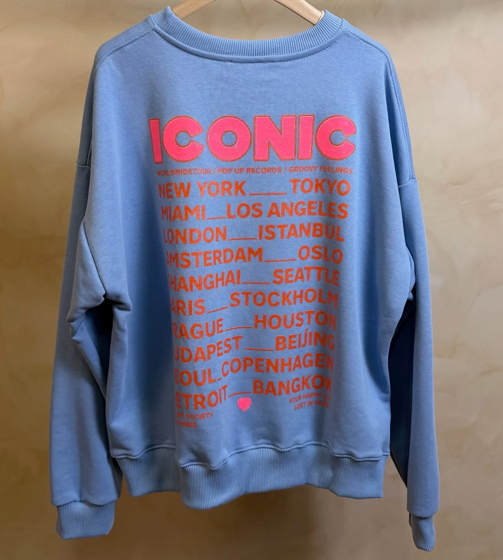 Iconic Sweat