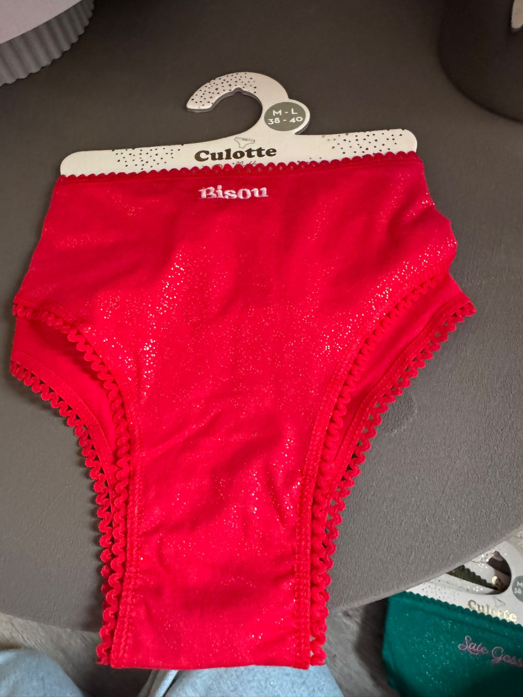 Culotte à paillettes
