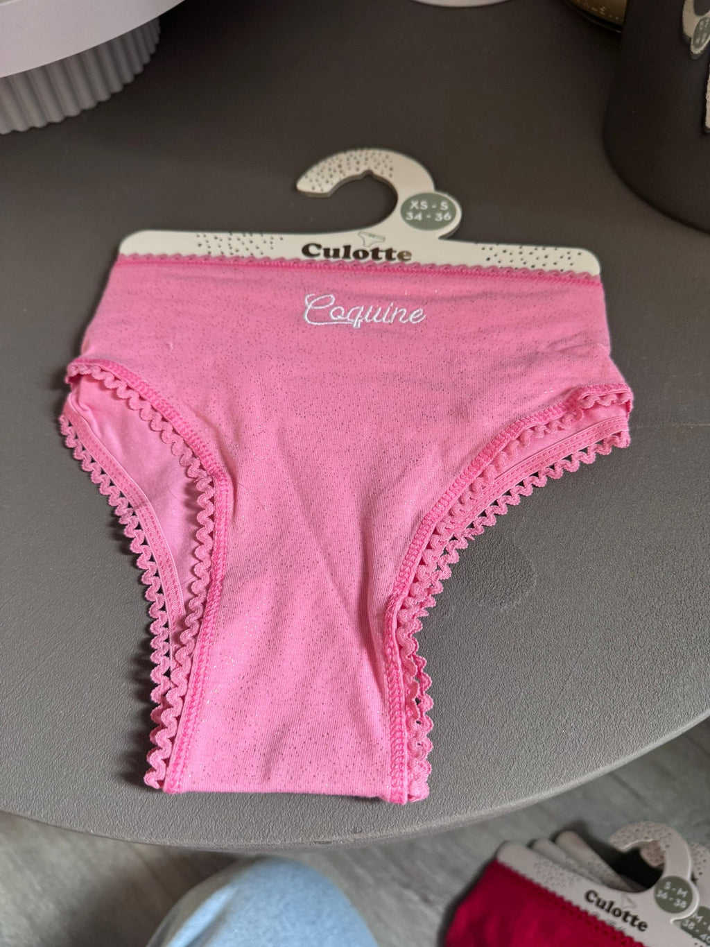 Culotte à paillettes