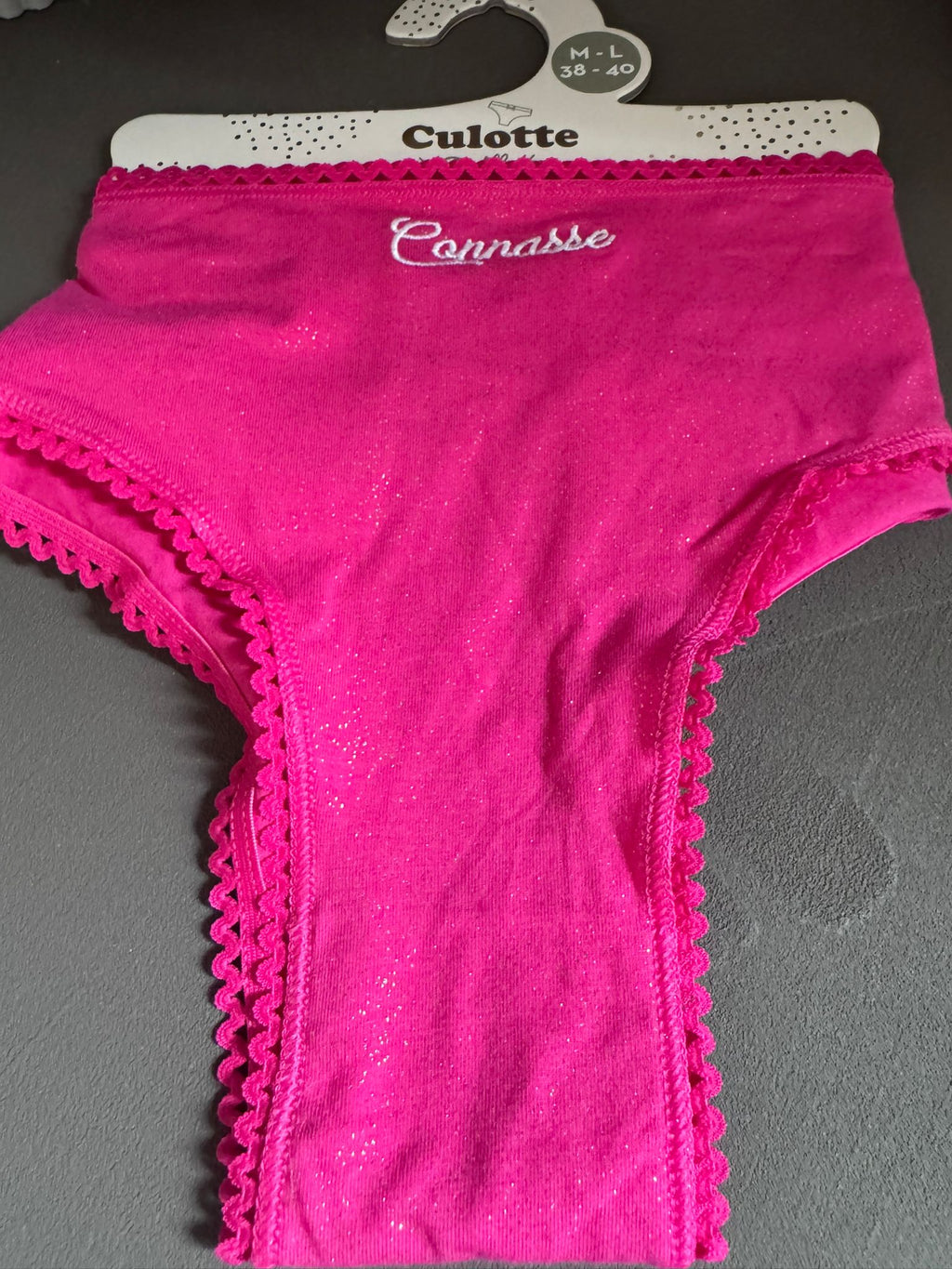 Culotte à paillettes