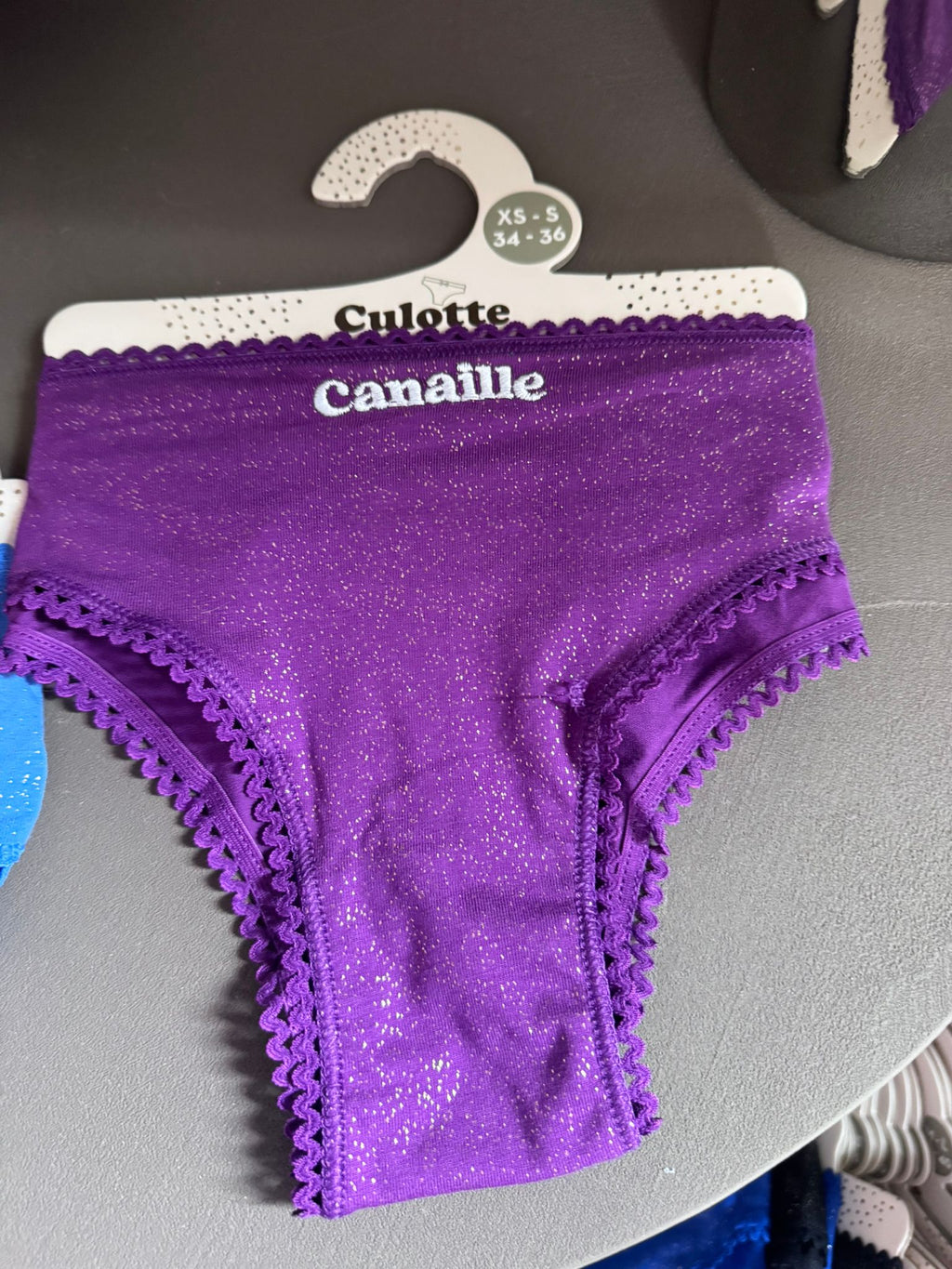 Culotte à paillettes
