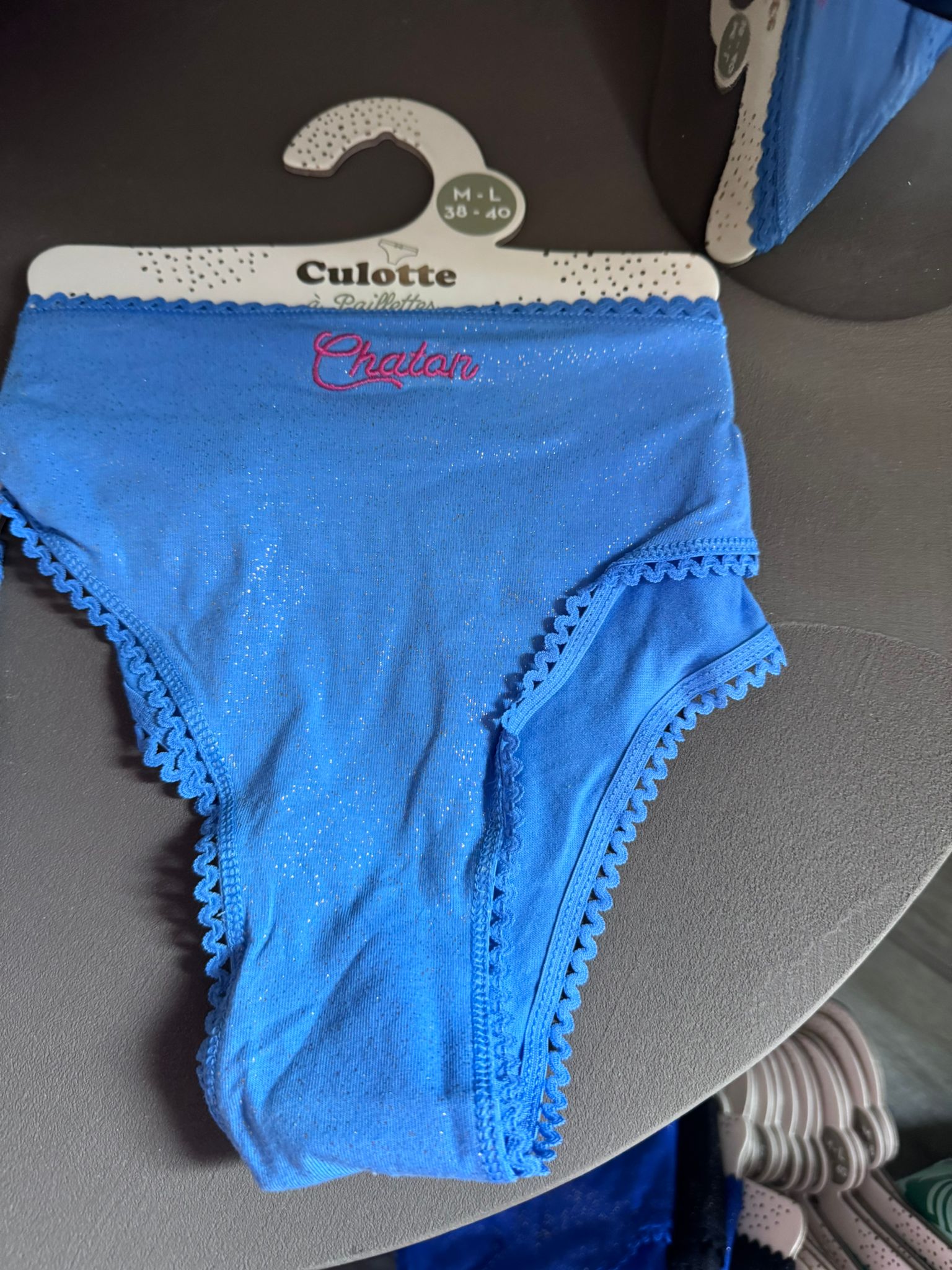 Culotte à paillettes