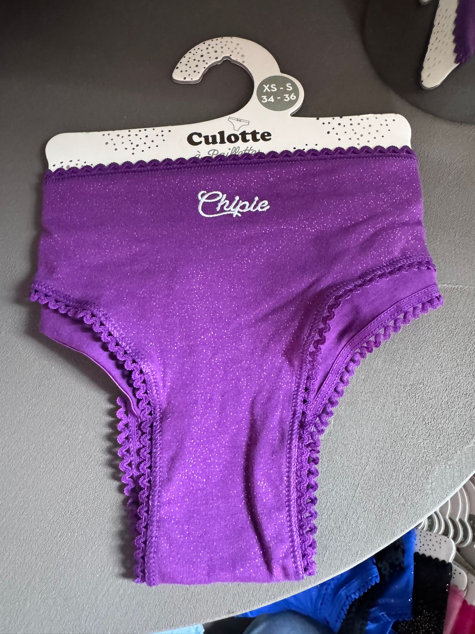 Culotte à paillettes