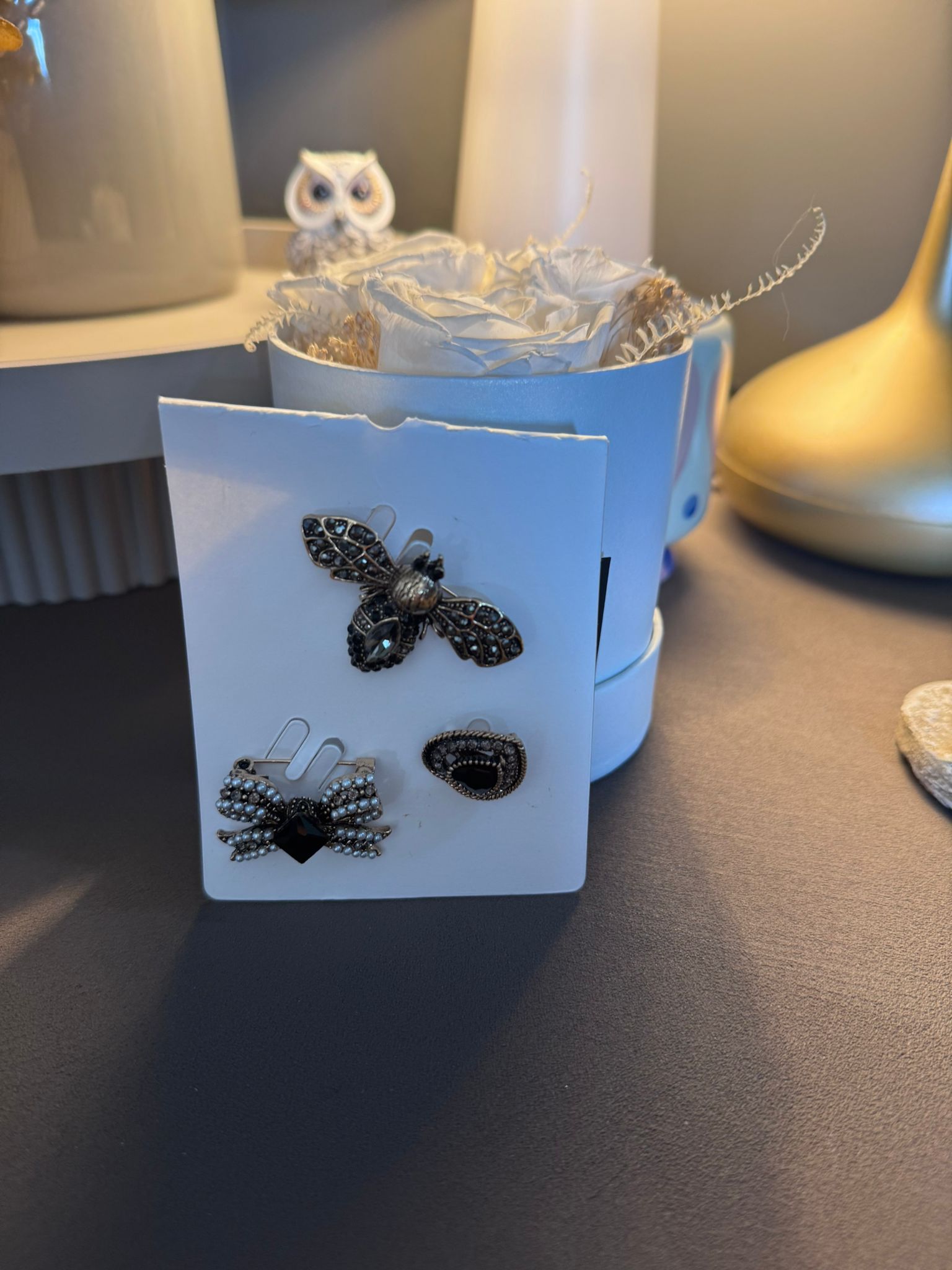 Lot de 3 broches abeille, noeud et coeur