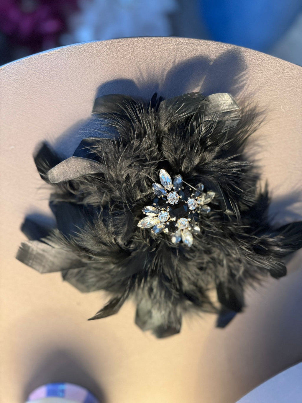 Broche plume fantaisie