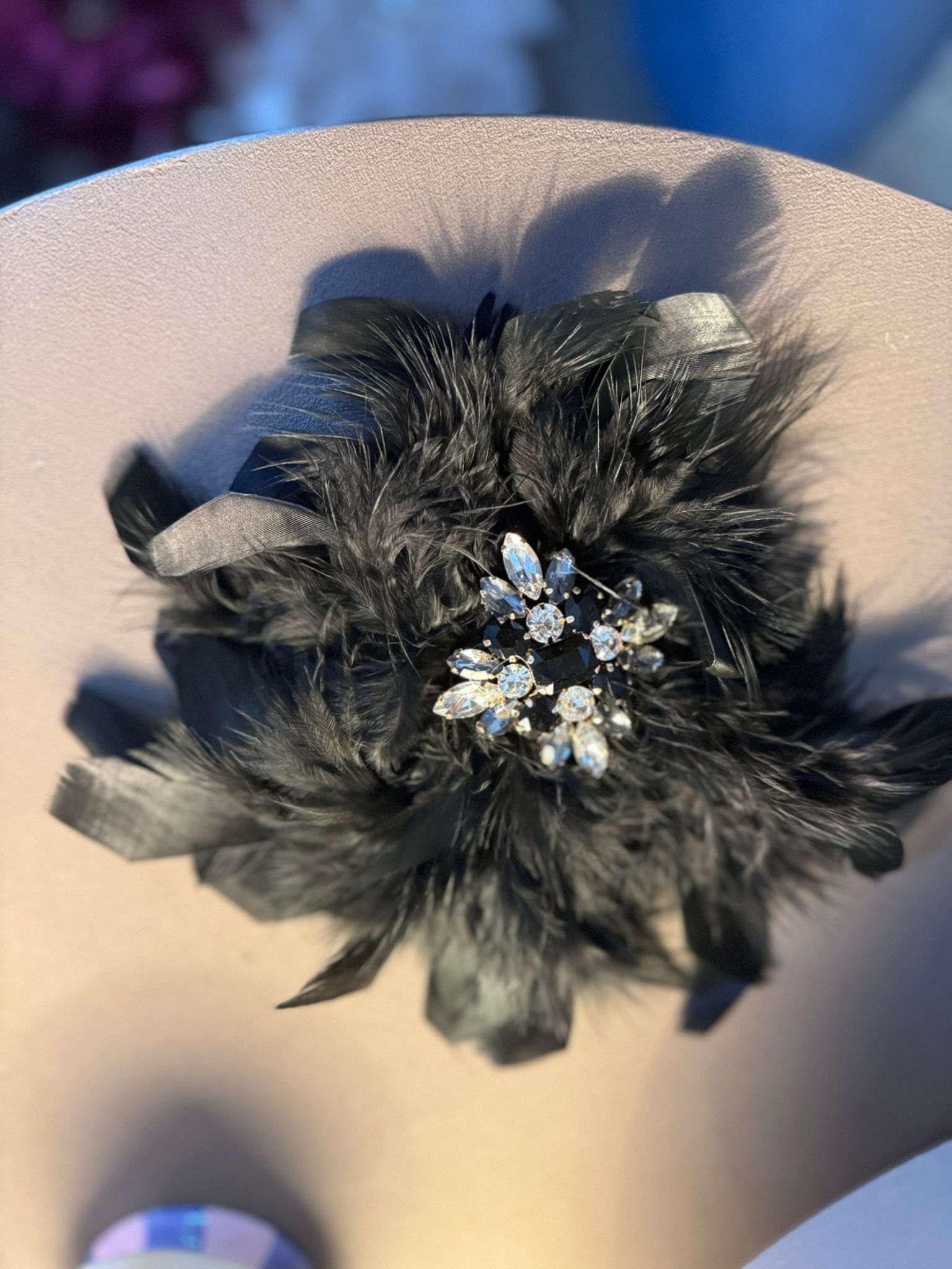 Broche plume fantaisie